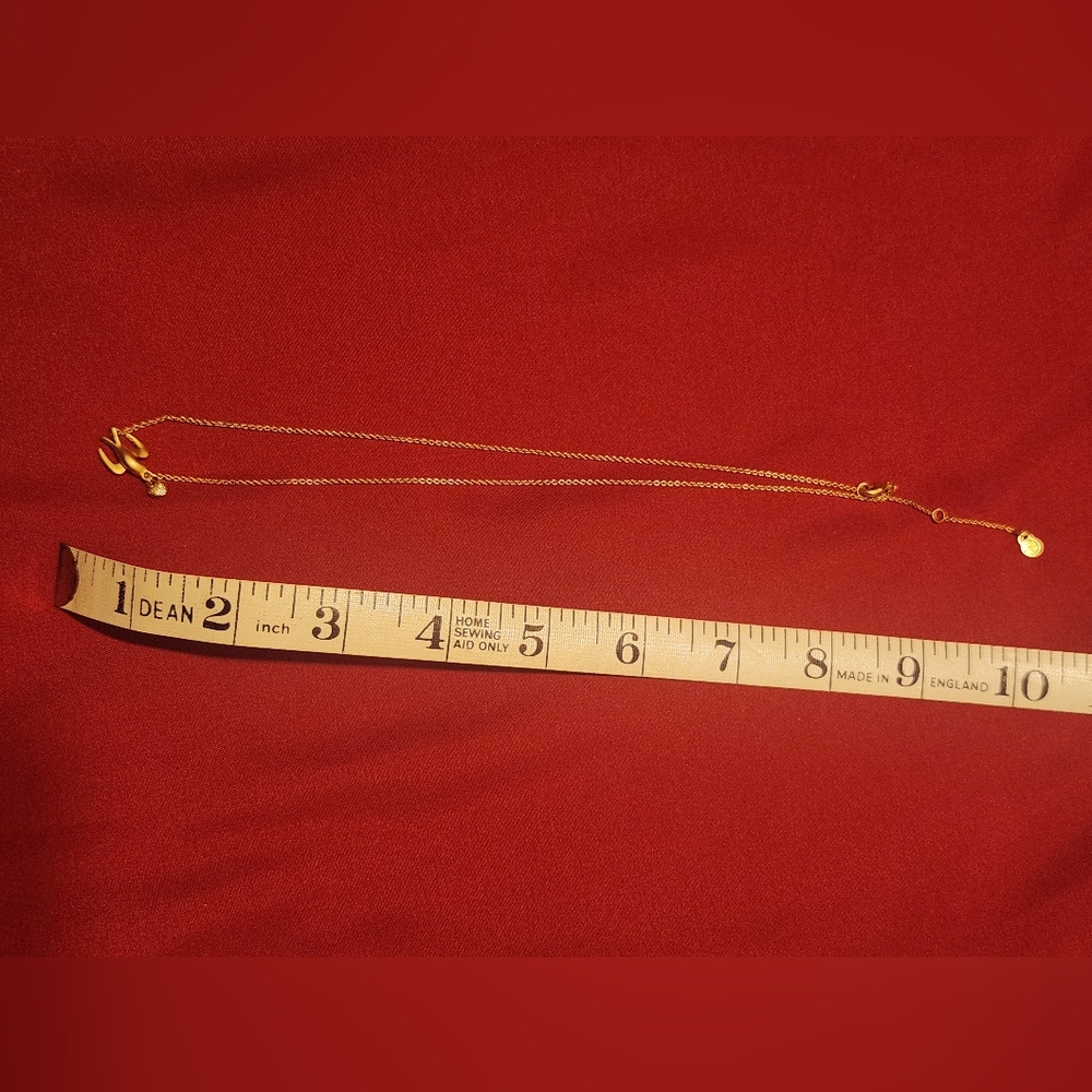 Elegant Gold Women's Necklace